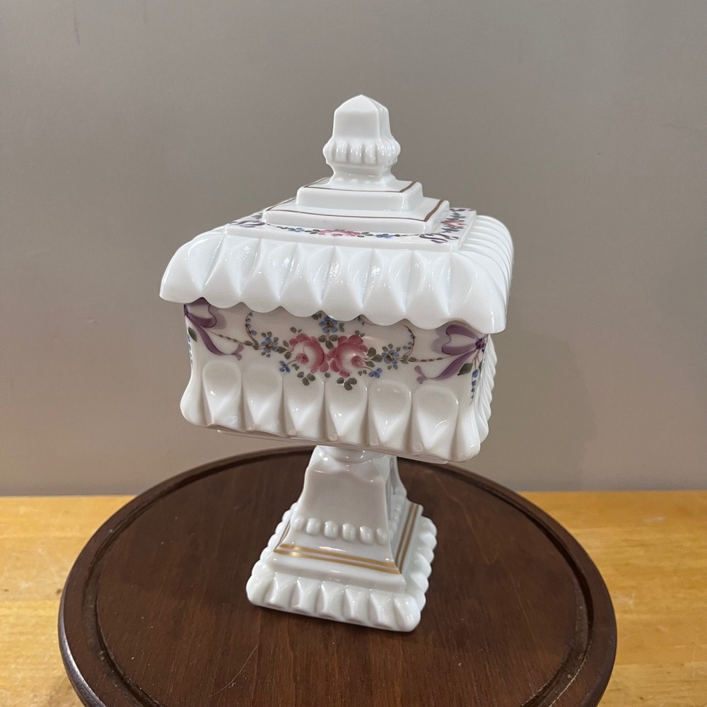 Vtg Westmoreland Milk Glass Pedestal Candy Dish Hand Painted Roses Gold Trim 10"